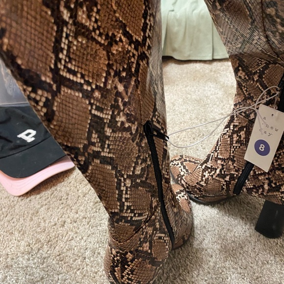 Snakeskin boots - Picture 11 of 11
